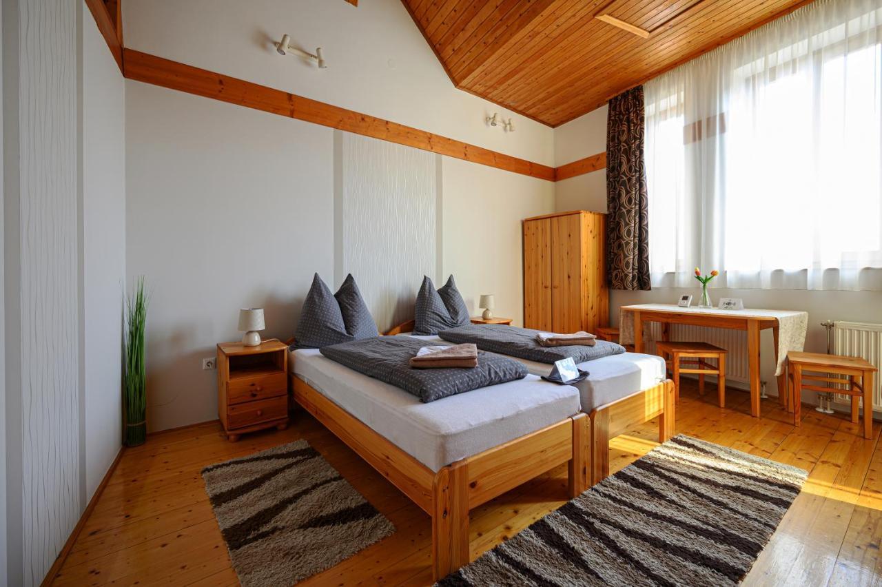 Nádasdi Ház Szekszárd Exterior foto