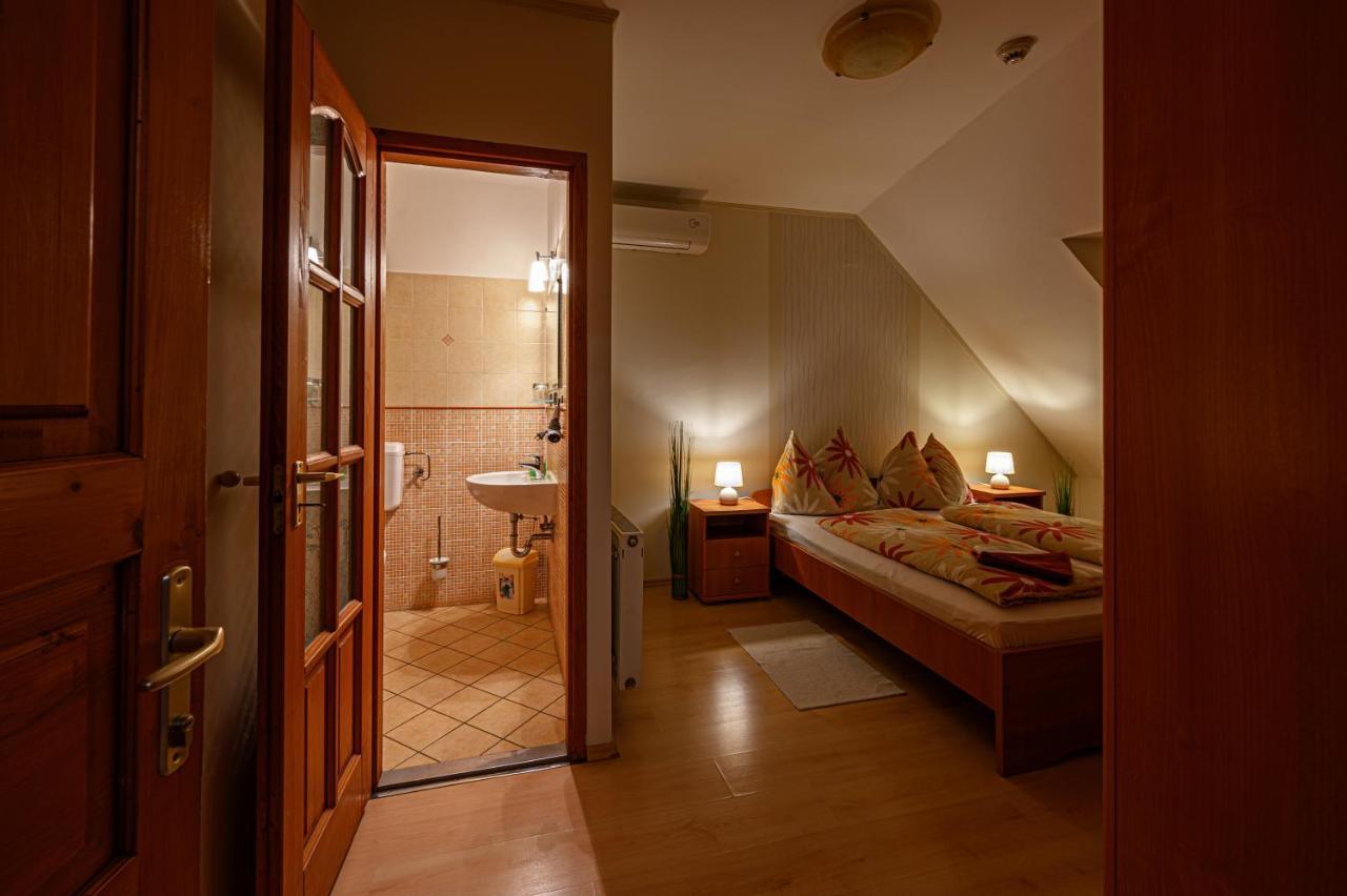 Nádasdi Ház Szekszárd Exterior foto