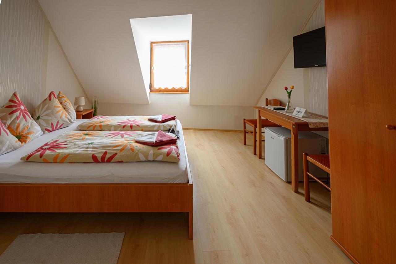Nádasdi Ház Szekszárd Exterior foto