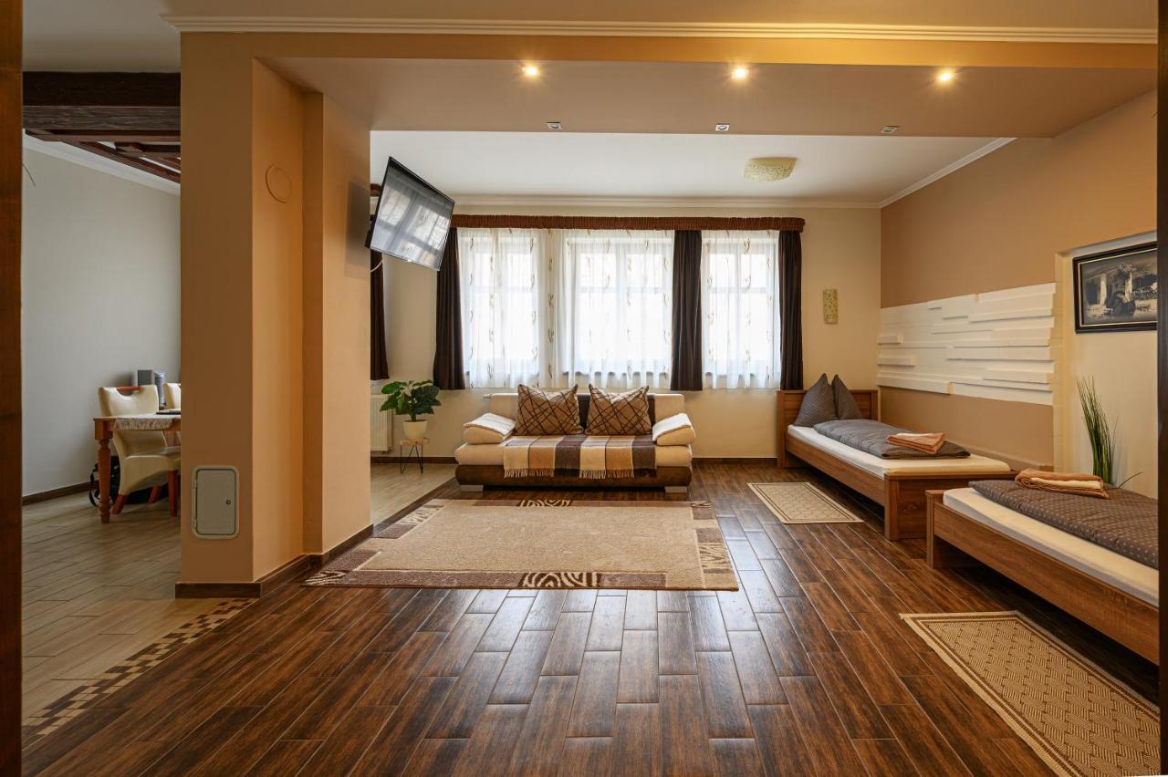 Nádasdi Ház Szekszárd Exterior foto