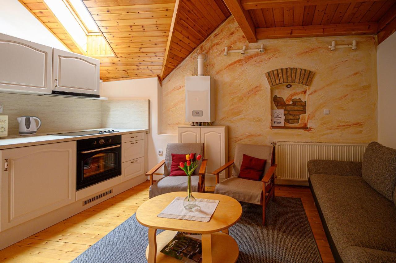 Nádasdi Ház Szekszárd Exterior foto