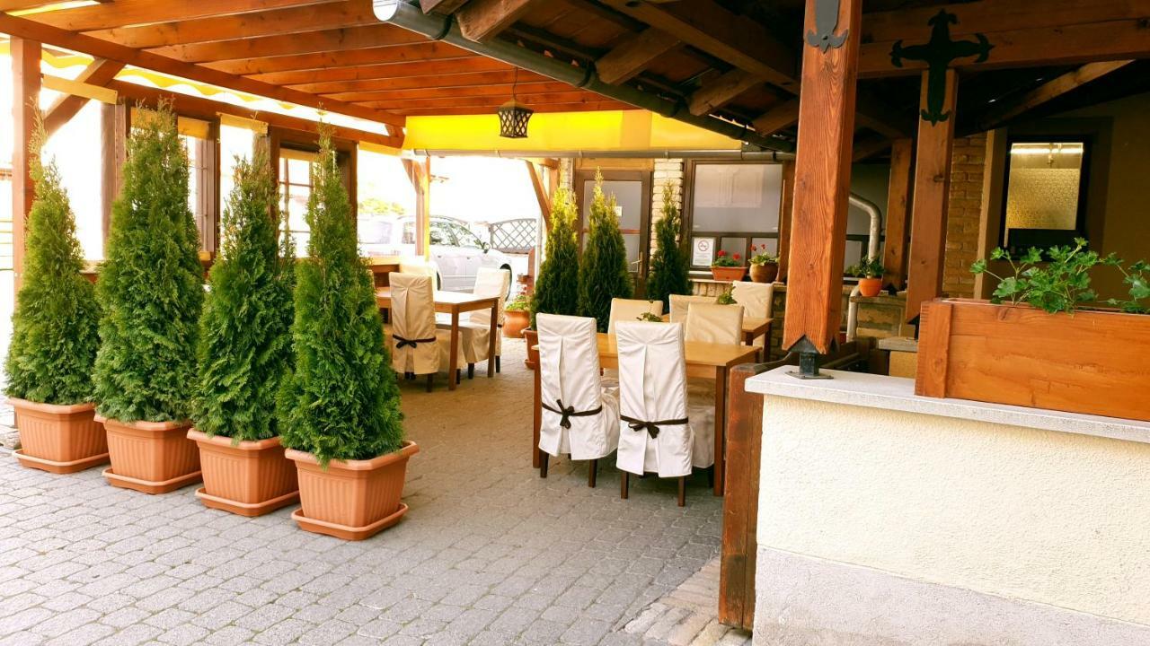 Nádasdi Ház Szekszárd Exterior foto